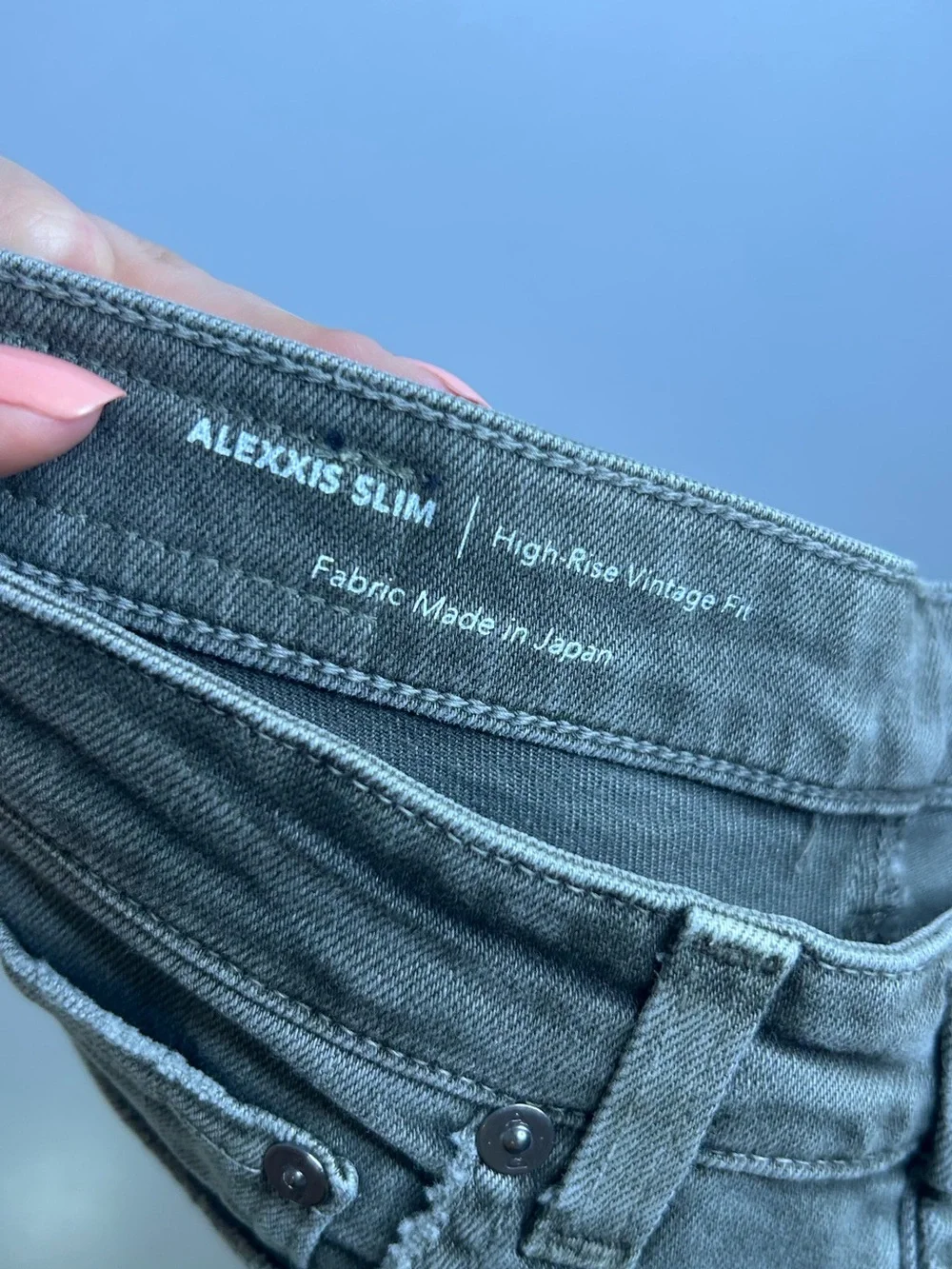 NWT AG Alexxis Slim Leg High Rise Vintage Fit Jean in Sulfur Green Size 26